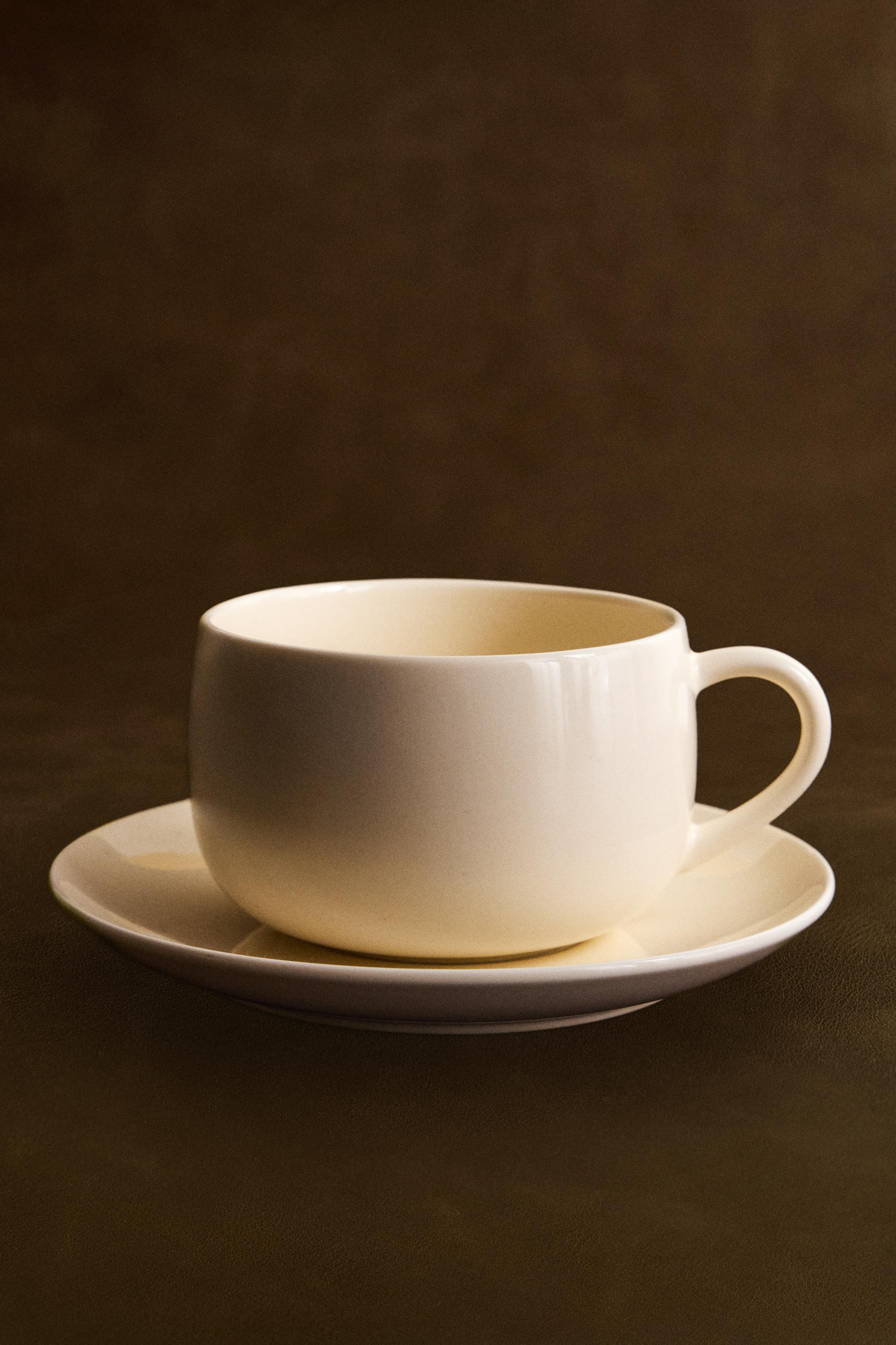 PLAIN STONEWARE TEACUP